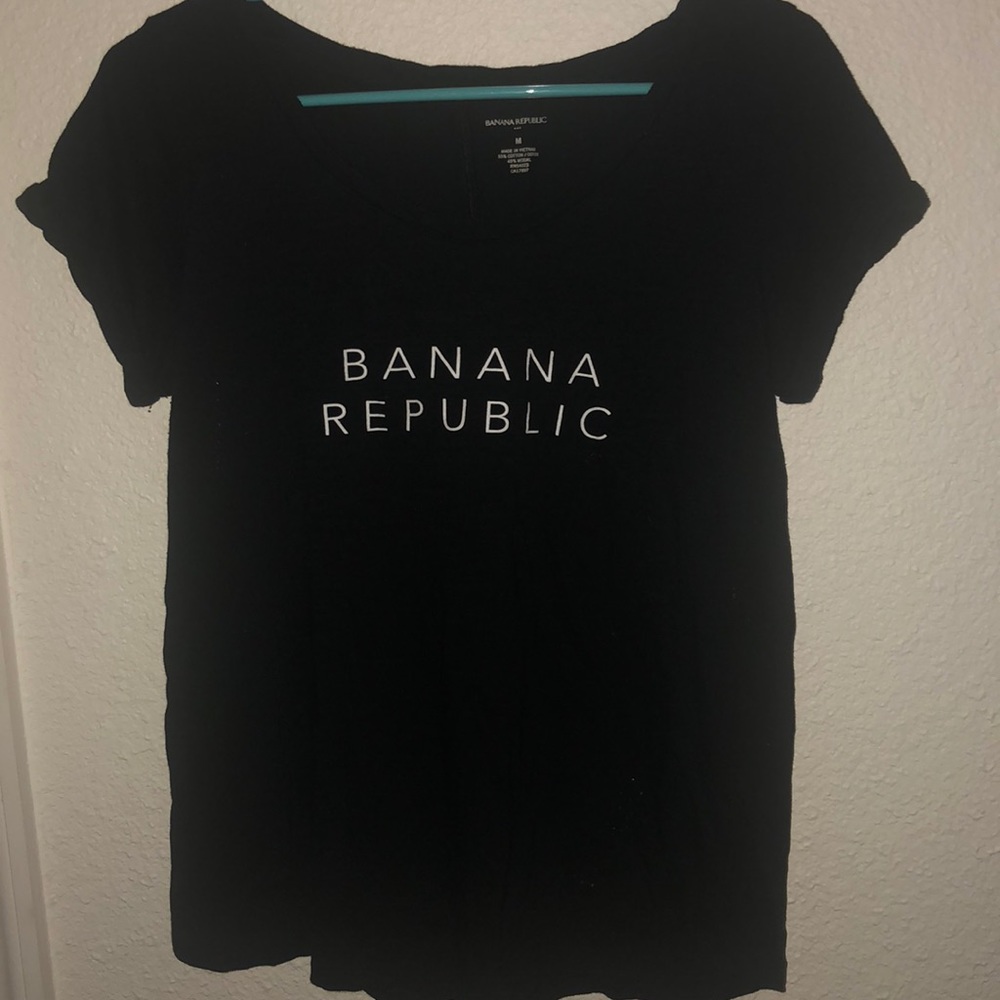 Banana republic tee